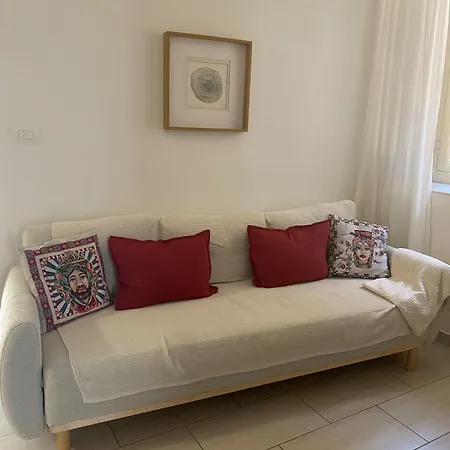 Comfy Center * Catania